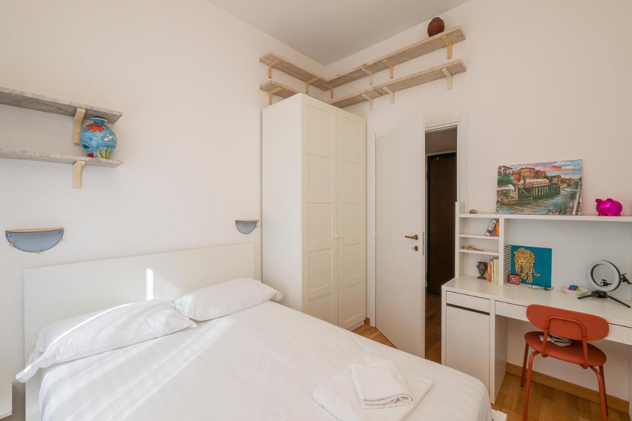 Luxury Flat Between Navigli And Duomo - Sambuco Milan Exterior photo